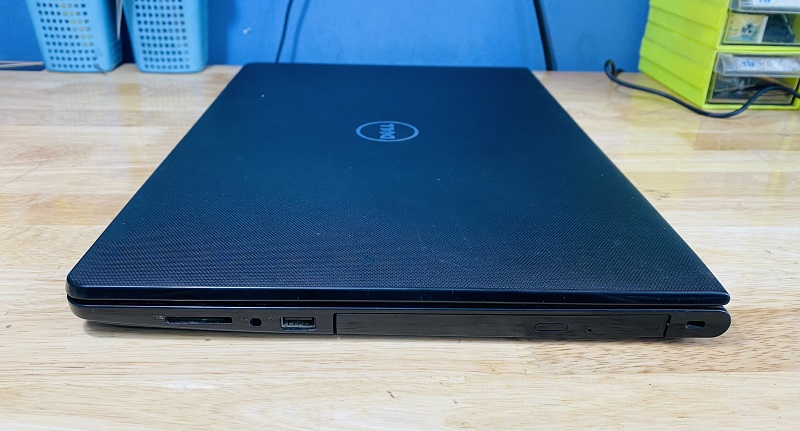 Dell Vostro 15-3568.